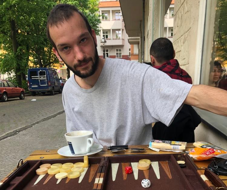 Branje pesnika Lukasa Debeljaka