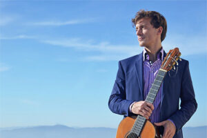 Koncert slovenskega kitarista Erazma Izidorja Grafenauerja